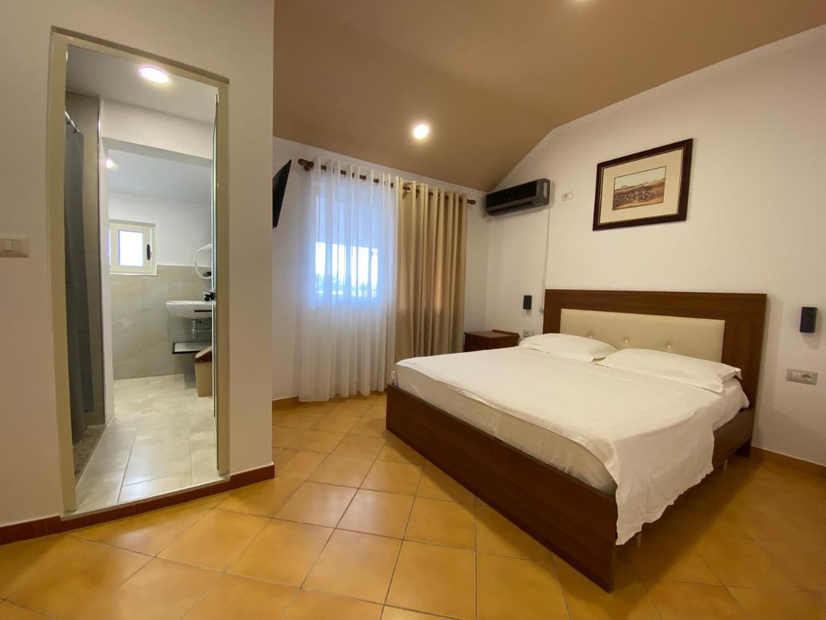 Hotell Kompleksi Jakaj