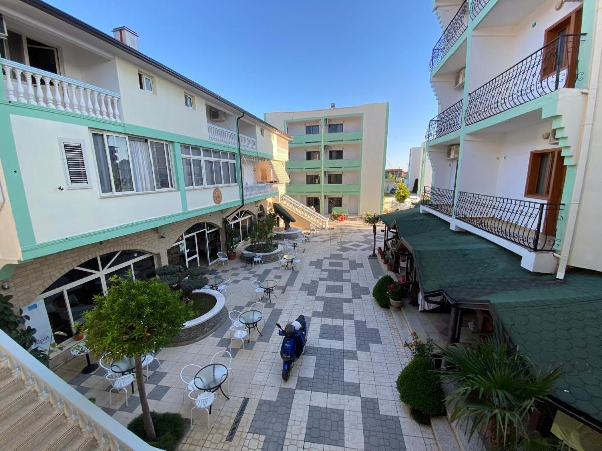 Kompleksi Jakaj Hotell