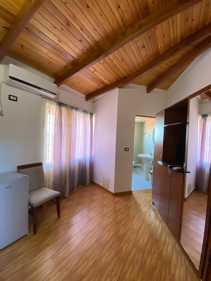 Hotell Kompleksi Jakaj Velipojë