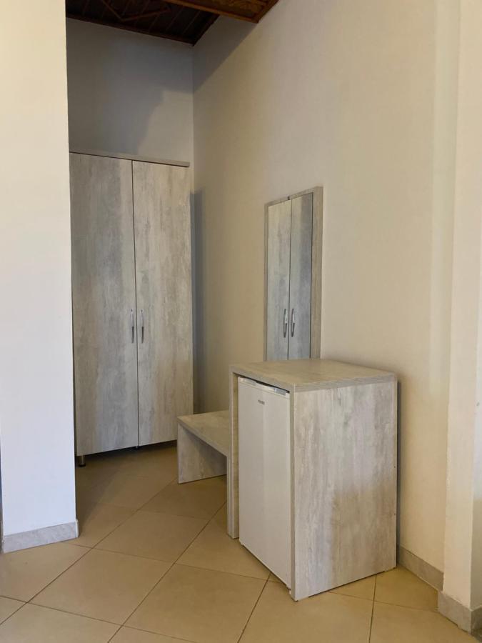 Hotell Kompleksi Jakaj 3*