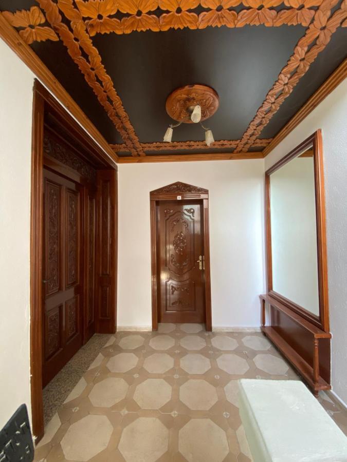 Hotell Kompleksi Jakaj