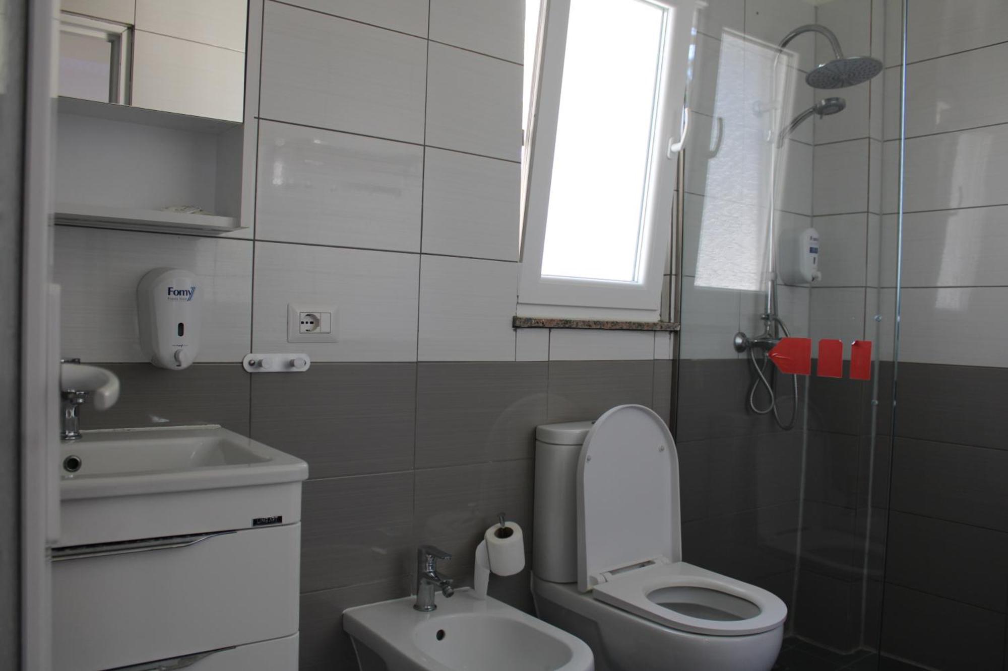 Kompleksi Jakaj 3*