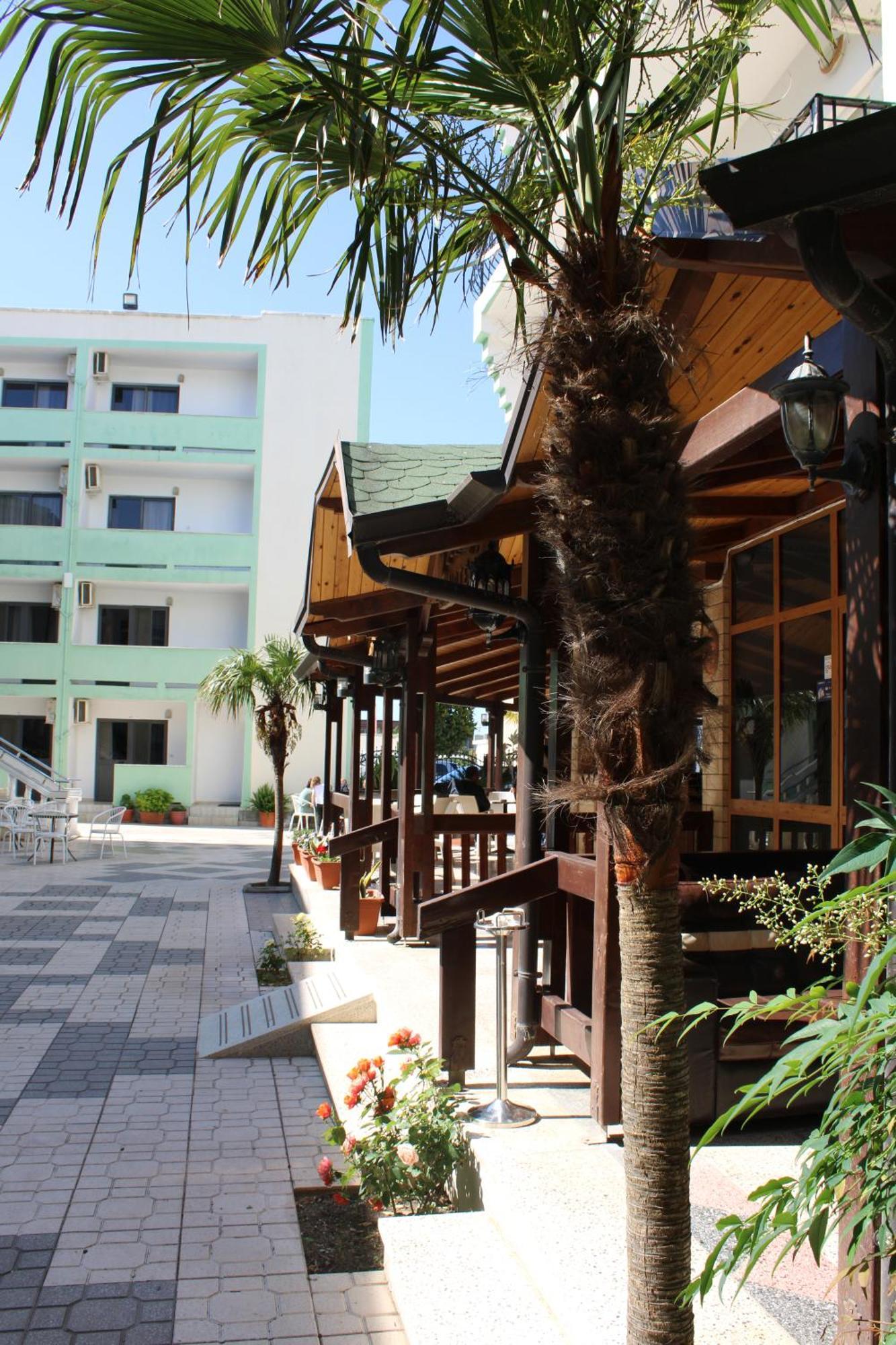 Kompleksi Jakaj Hotell 3*
